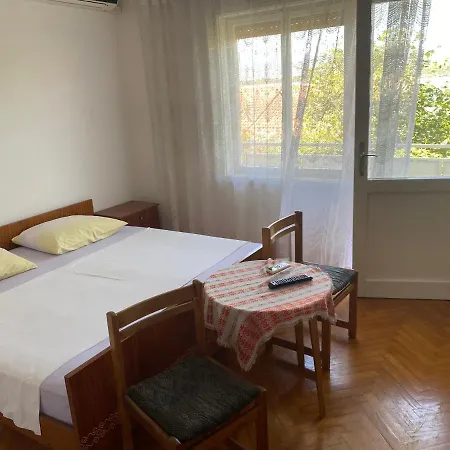 Davor Apartment